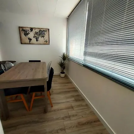 Appartement T3 Plein Centre Ville Le Lavandou Exterior photo