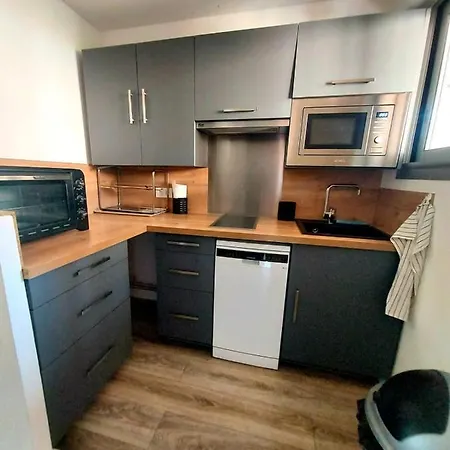 Appartement T3 Plein Centre Ville Le Lavandou Exterior photo
